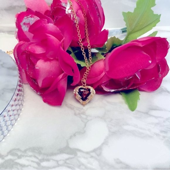 Crystal Heart Pendant Necklace - Picture 4 of 5